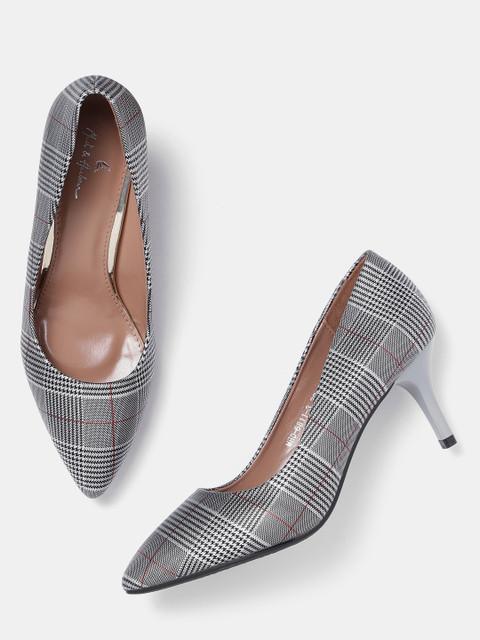 

Mast & Harbour Women Silver-Toned & Black Checked Pumps