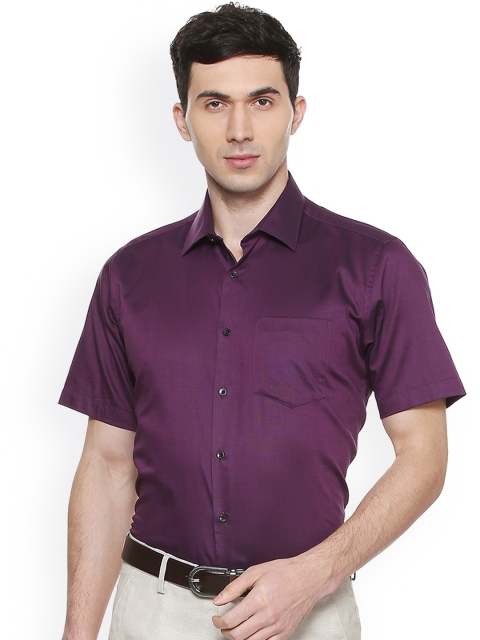 

Van Heusen Men Purple Custom Regular Fit Solid Formal Shirt
