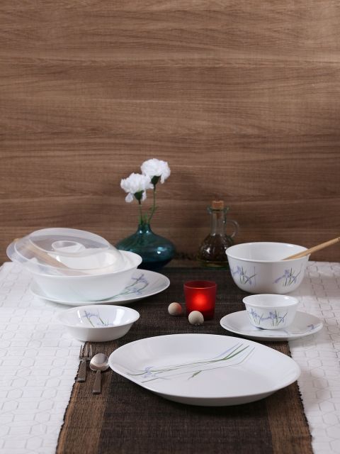 

Corelle White Printed Glass Set