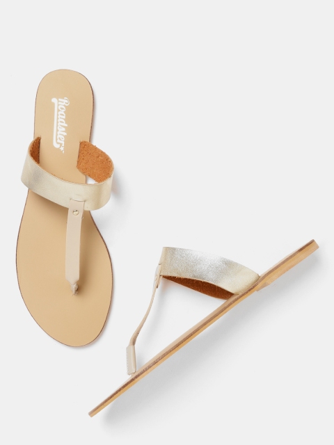 

Roadster Women Gold-Toned & Beige Solid T-Strap Flats