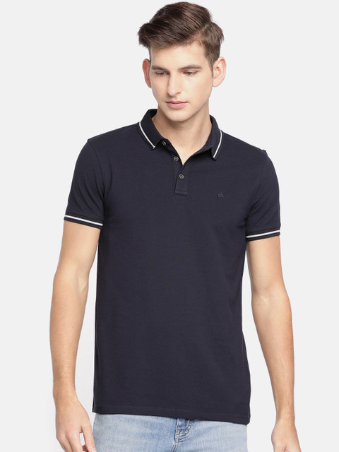 

Calvin Klein Jeans Men Navy Blue Solid Round Neck T-shirt