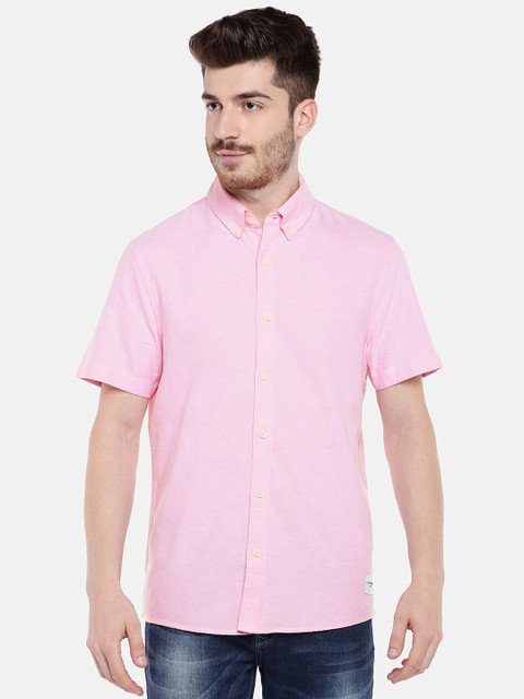

Calvin Klein Jeans Men Pink Slim Fit Solid Casual Shirt