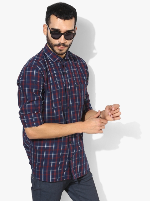 

Peter England Men Blue & Red Slim Fit Checked Casual Shirt