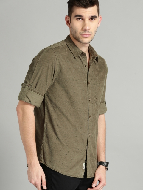 

Roadster Men Olive Green Regular Fit Solid Corduroy Casual Shirt