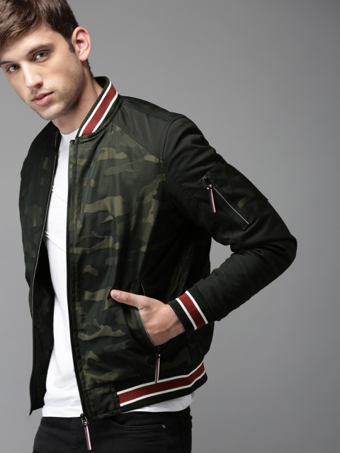 

Moda Rapido Men Olive Green Camouflage Printed Bomber