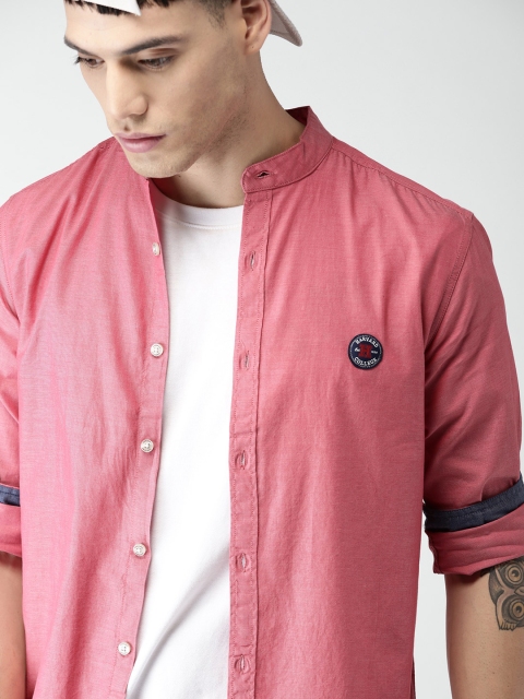 

Harvard Men Magenta Regular Fit Solid Casual Shirt