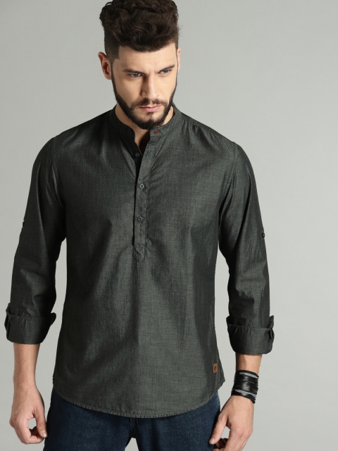

Roadster Men Black Solid Casual Shirt