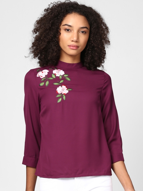 

Harpa Women Magenta Embroidered Top