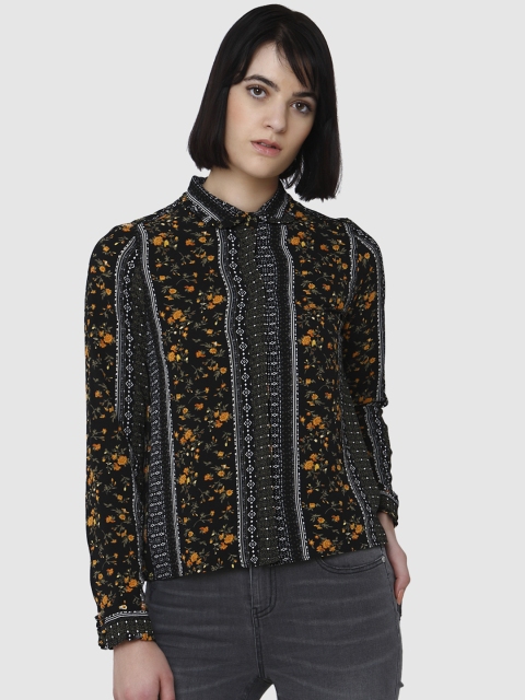 

Vero Moda Women Black Regular Fit Printed Casual Shirt