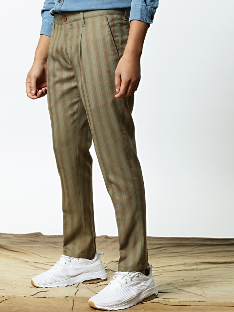 

Mr Bowerbird Men Olive Green & Rust Brown Tailored Slim Checked Pleated Cropped Trousers