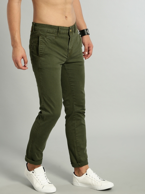 

Roadster Men Olive Green Regular Fit Solid Chinos