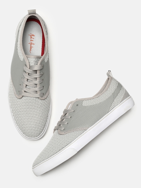 

Mast & Harbour Men Grey Sneakers