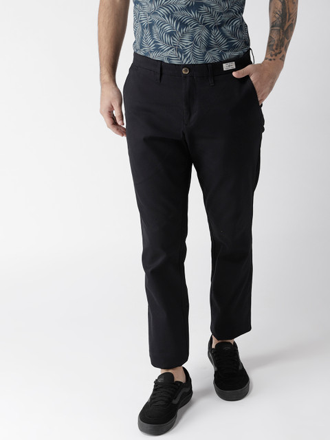 

Tommy Hilfiger Men Black Solid Denton Straight Fit Chinos