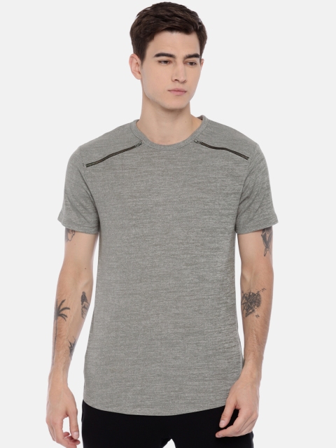 

SKULT by Shahid Kapoor Men Grey Melange Solid Round Neck T-shirt