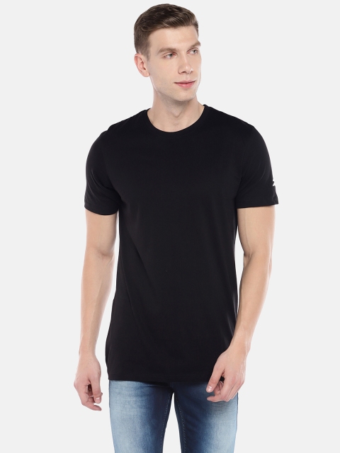 

SKULT by Shahid Kapoor Men Black Printed Round Neck T-shirt