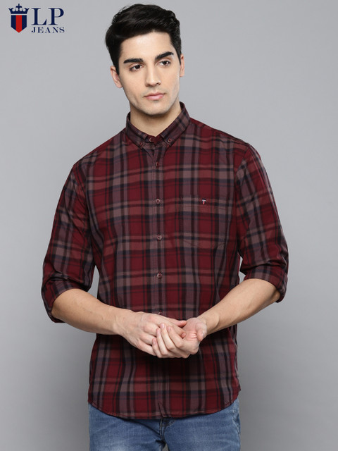 

Louis Philippe Jeans Men Maroon Slim Fit Checked Casual Shirt