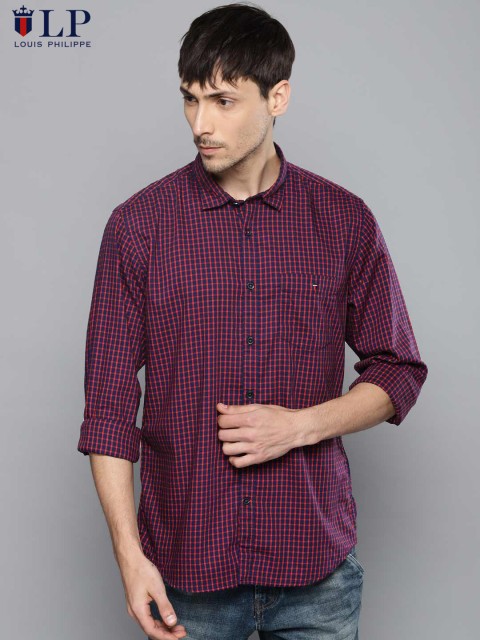 

Louis Philippe Sport Men Navy & Red Slim Fit Checked Casual Shirt, Navy blue