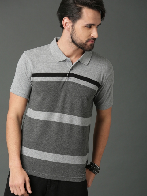 

Roadster Men Grey Melange Colourblocked Polo Collar T-shirt