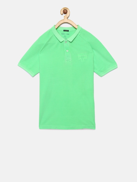 

Indian Terrain Boys Green Solid Polo Collar T-shirt