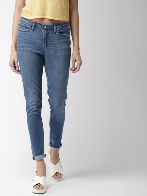 

Levis Women Blue 711 Skinny Fit Mid-Rise Clean Look Stretchable Jeans
