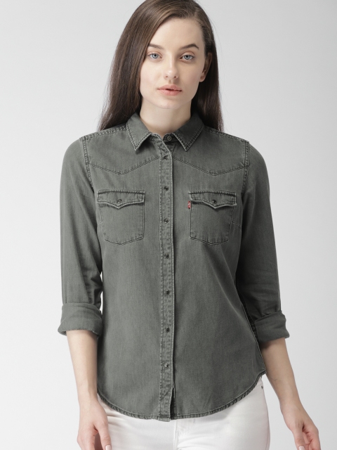 

Levis Women Black Regular Fit Faded Casual Shirt