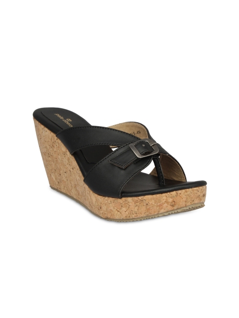 

pelle albero Women Black Solid Sandals