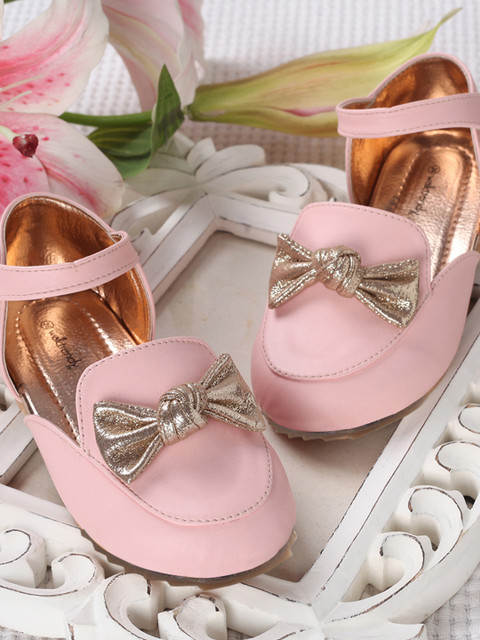 

Walktrendy Girls Pink Solid Synthetic Ballerinas