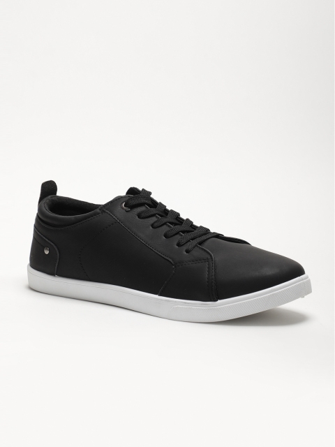 

LOCOMOTIVE Men Black Sneakers