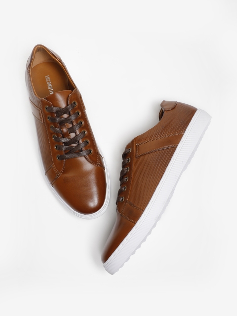 

LOCOMOTIVE Men Brown Sneakers