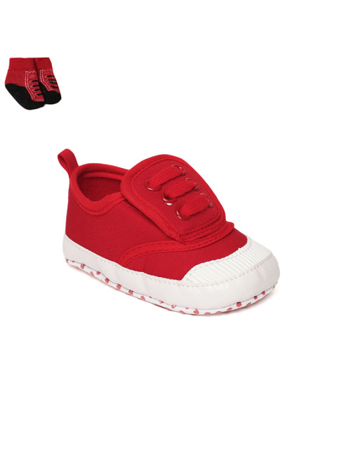 

Kittens Boys Red Sneakers with Socks