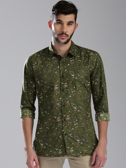 

Bossini Men Olive Green Slim Fit Printed Casual Shirt