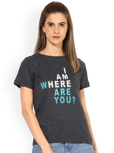 

Magzayra Women Blue Printed Slim Fit Round Neck T-shirt