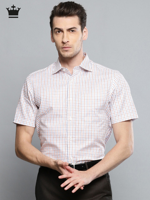 

Louis Philippe Men White & Blue Regular Fit Checked Casual Shirt