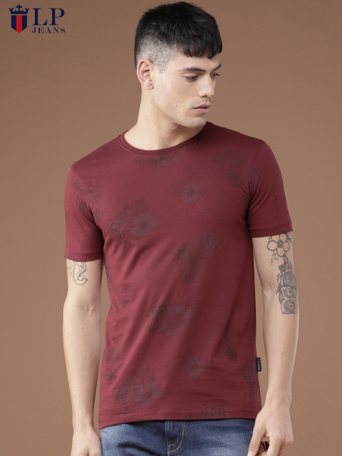 

Louis Philippe Jeans Men Maroon Printed Round Neck T-shirt