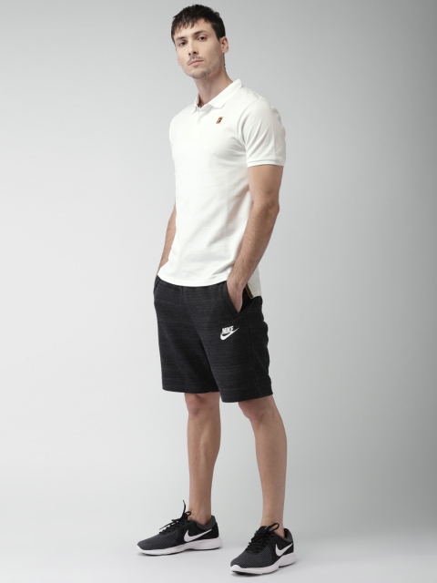 

Nike Men White Slim Fit AS Court Heritage T-shirt