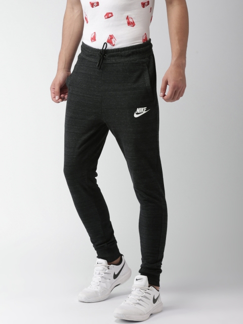 

Nike Men Black AS M NSW AV15 KNIT Advance 15 Regular Joggers