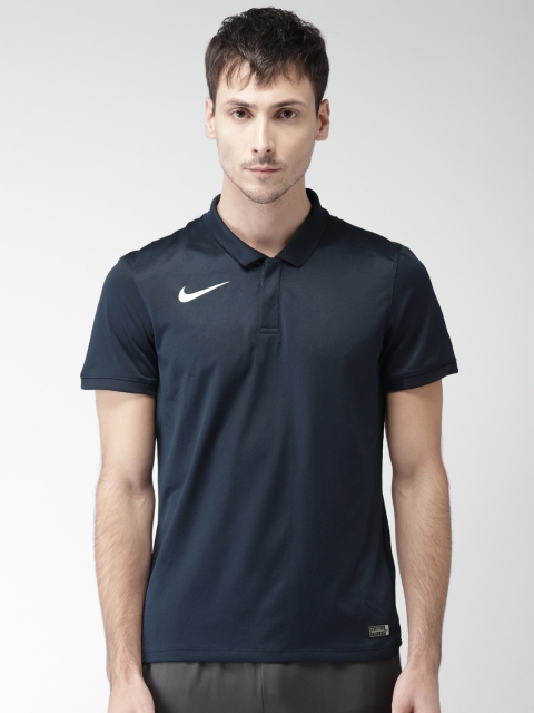 

Nike Men Navy Solid Cricket Tshirt, Navy blue