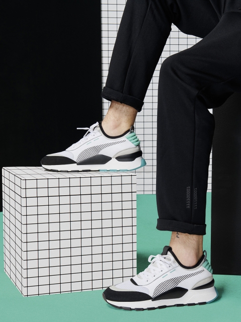 

Puma Men White RS-0 FUTRO Sneakers