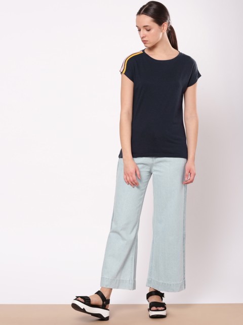 

ether Women Navy Blue Solid Round Neck T-shirt