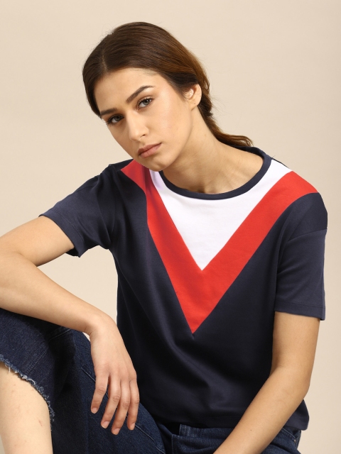 

ether Women Navy Blue & White Colourblocked Round Neck T-shirt