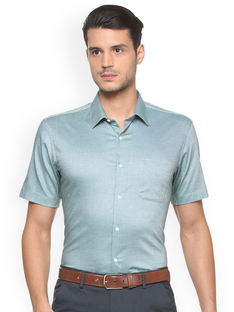 

Peter England Men Green Nuvo Regular Fit Solid Formal Shirt