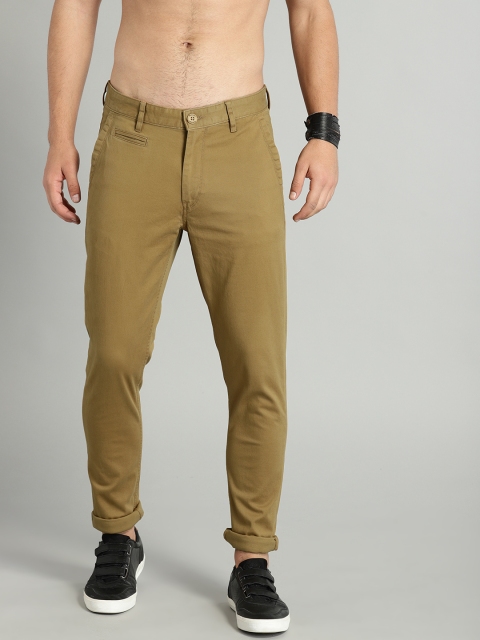 

Roadster Men Khaki Regular Fit Solid Chinos