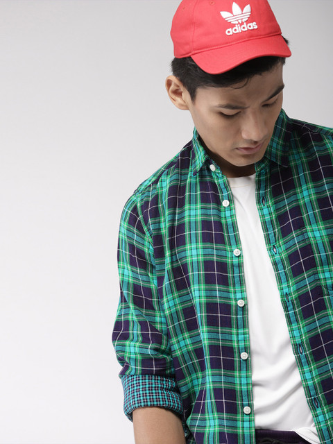 

Harvard Men Green & Blue Slim Fit Checked Casual Shirt