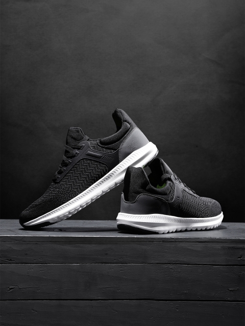 

HRX by Hrithik Roshan Men Rebounce Foam Black Running Shoes