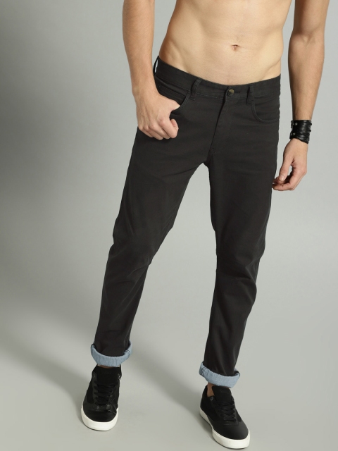 

Roadster Men Charcoal Grey Solid Chinos