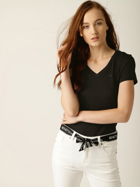 

United Colors of Benetton Women Black Solid V-Neck T-shirt