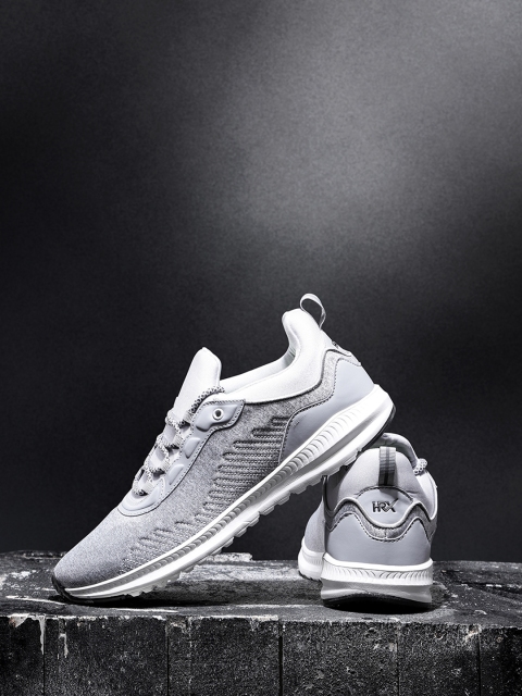 

HRX by Hrithik Roshan Men Knit Flex L1 Grey Sneakers