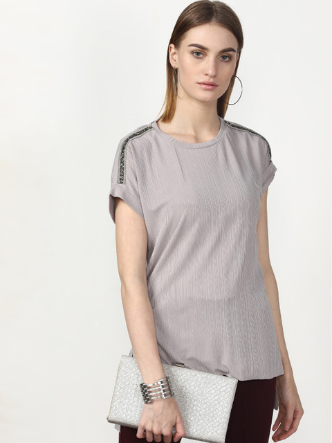 

Miss Bennett Women Grey Solid High-Low Top