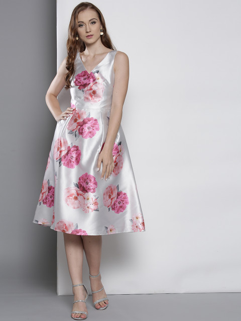 

DOROTHY PERKINS Women Grey & Pink Printed Fit and Flare Dress