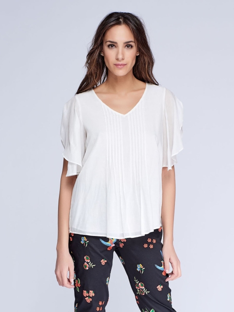 

NIZA Women White Solid Top